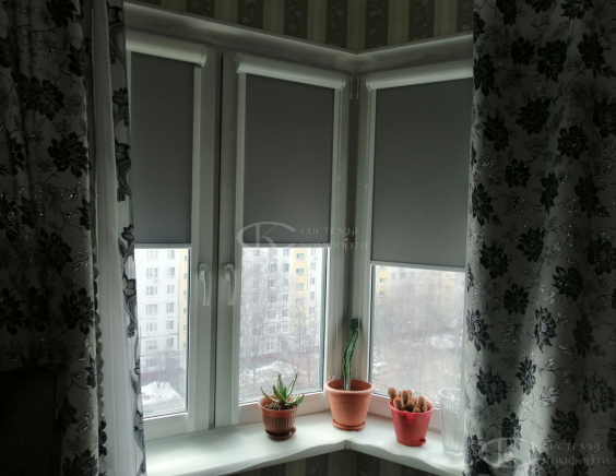 Портфолио Ролл шторы на пластиковые окна