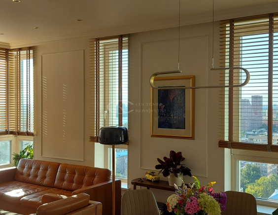 Горизонтальные жалюзи на пластиковые окна